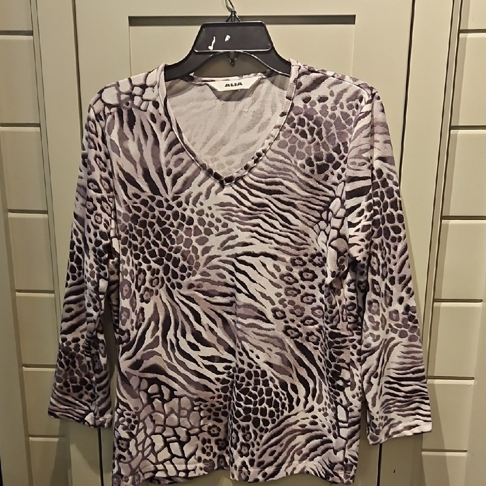 Alia Women's Zebra Print Blouse - Black and Gray PTP 22 Plus Stretch